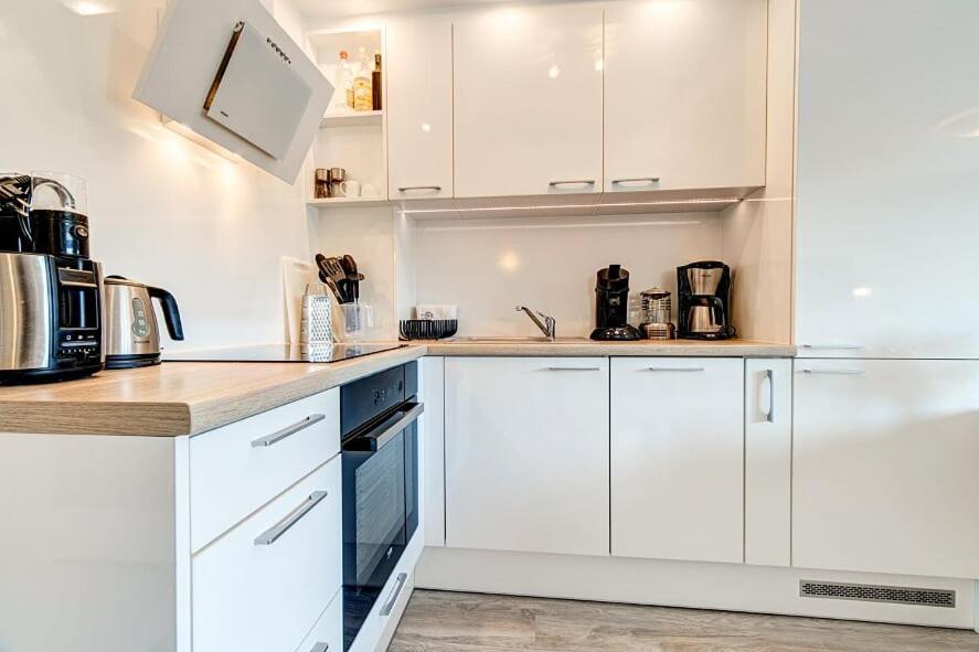 White Apartment Swinemuende Bagian luar foto